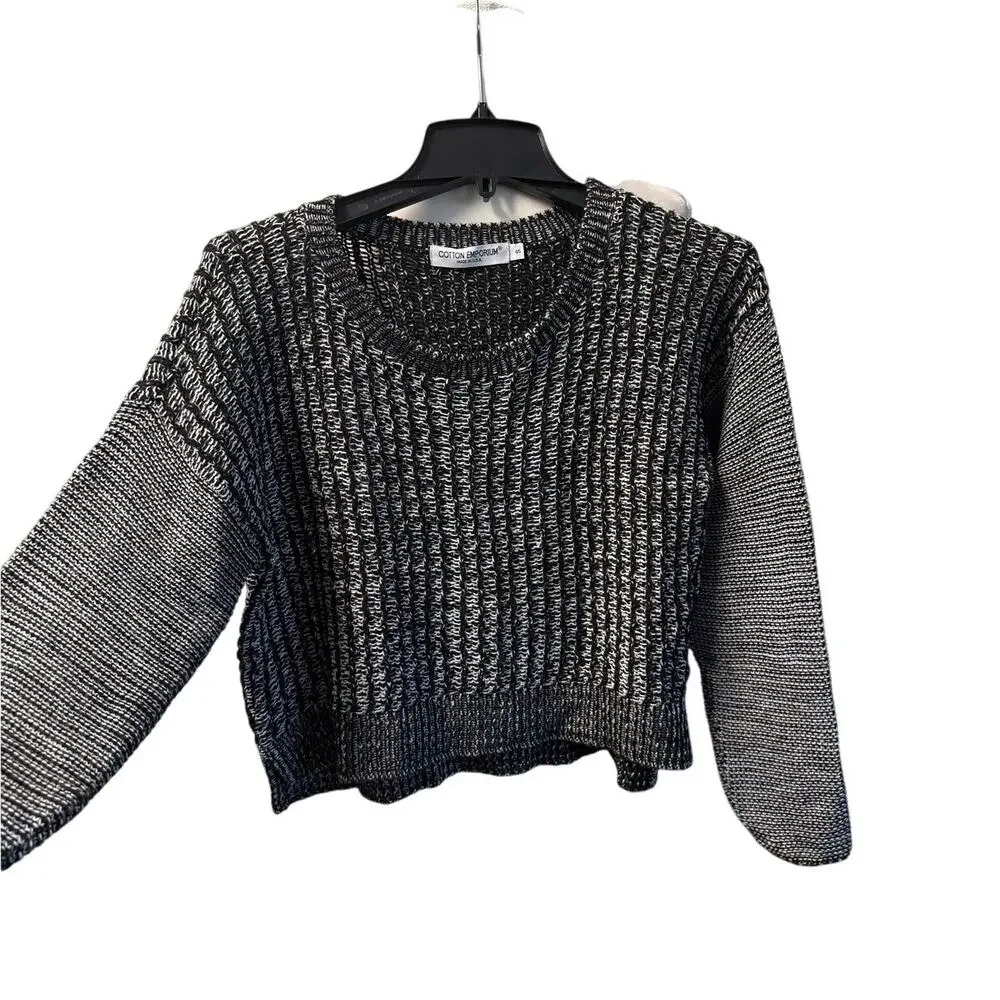 Cotton Emporium Cropped Sweater Size small Black White Long Sleeve Tunic Top